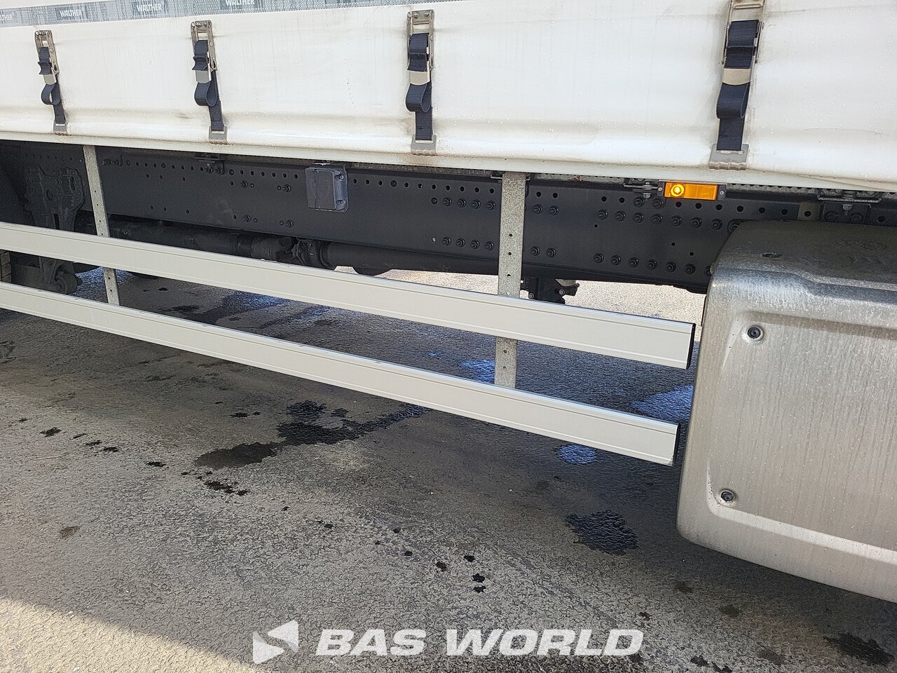 Other : DAF XD 370 Camión lona corredera