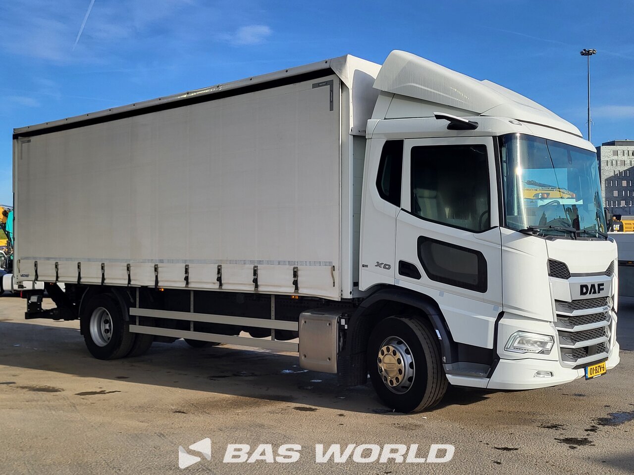 Other : DAF XD 370 Camión lona corredera