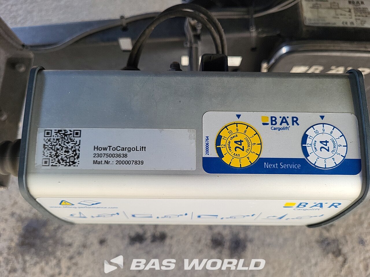 Other : DAF XD 370 Camión lona corredera