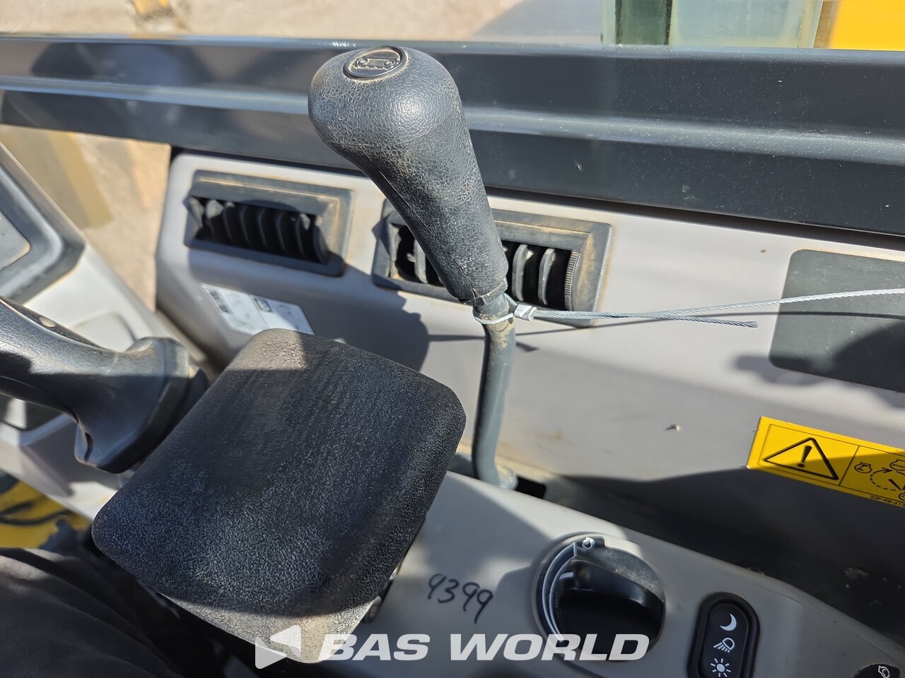 Other : Komatsu PC55 MR-5E0 Mini bager <10t