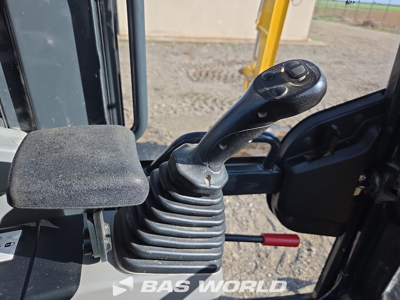 Other : Komatsu PC55 MR-5E0 Mini bager <10t