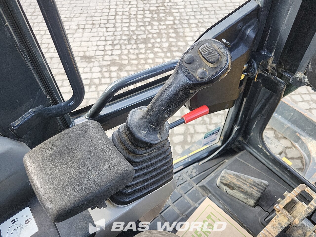 Other : Komatsu PC55 MR-5EO حفارة صغيرة أقل من 10 طن (حفارات صغيرة)