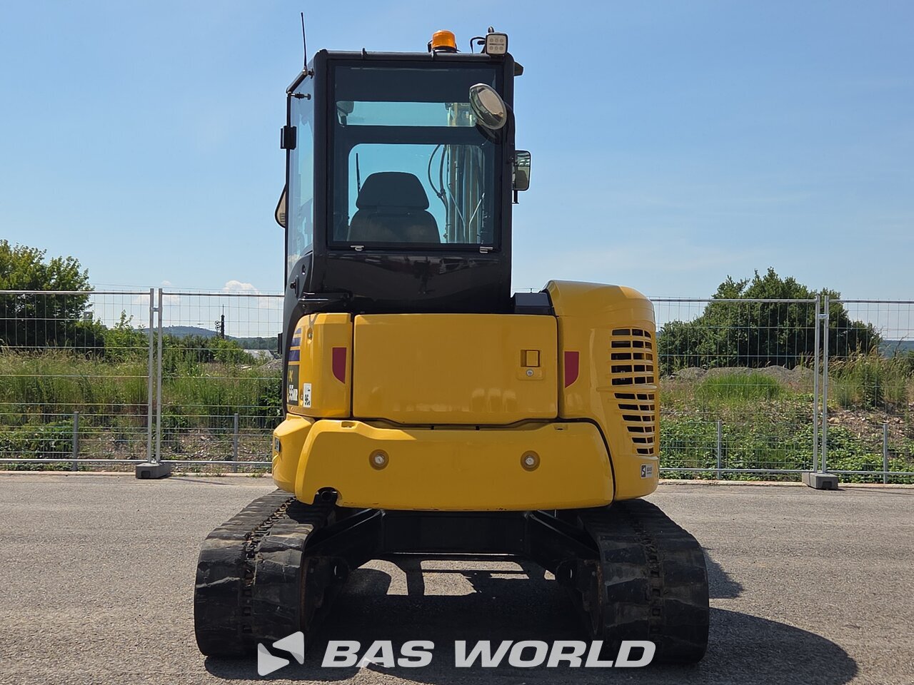 Other : Komatsu PC55 MR-5E0 Mini bager <10t
