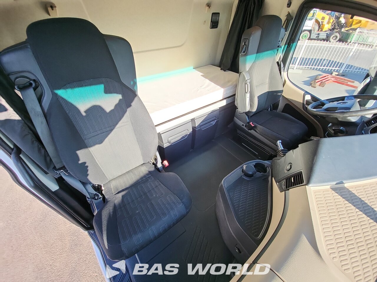 Other : Mercedes Actros 1851 Cap tractor