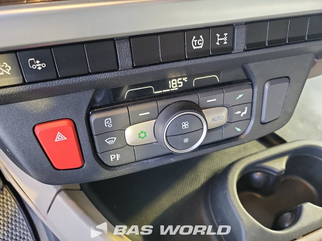 Other : DAF XG+ 530 Vetopöytäauto
