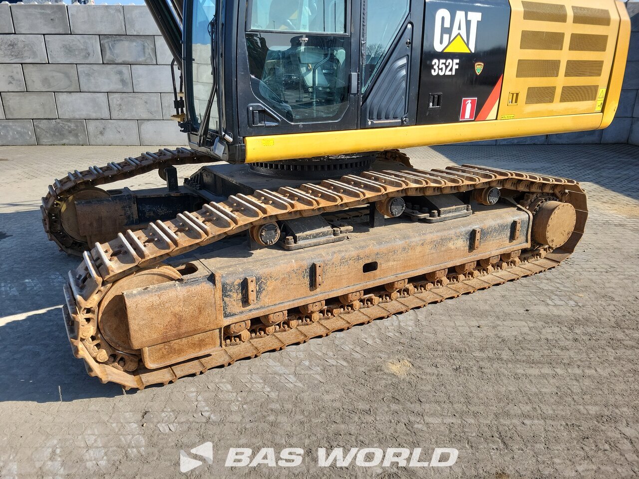 Other : Caterpillar 352 F Excavadora de cadenas