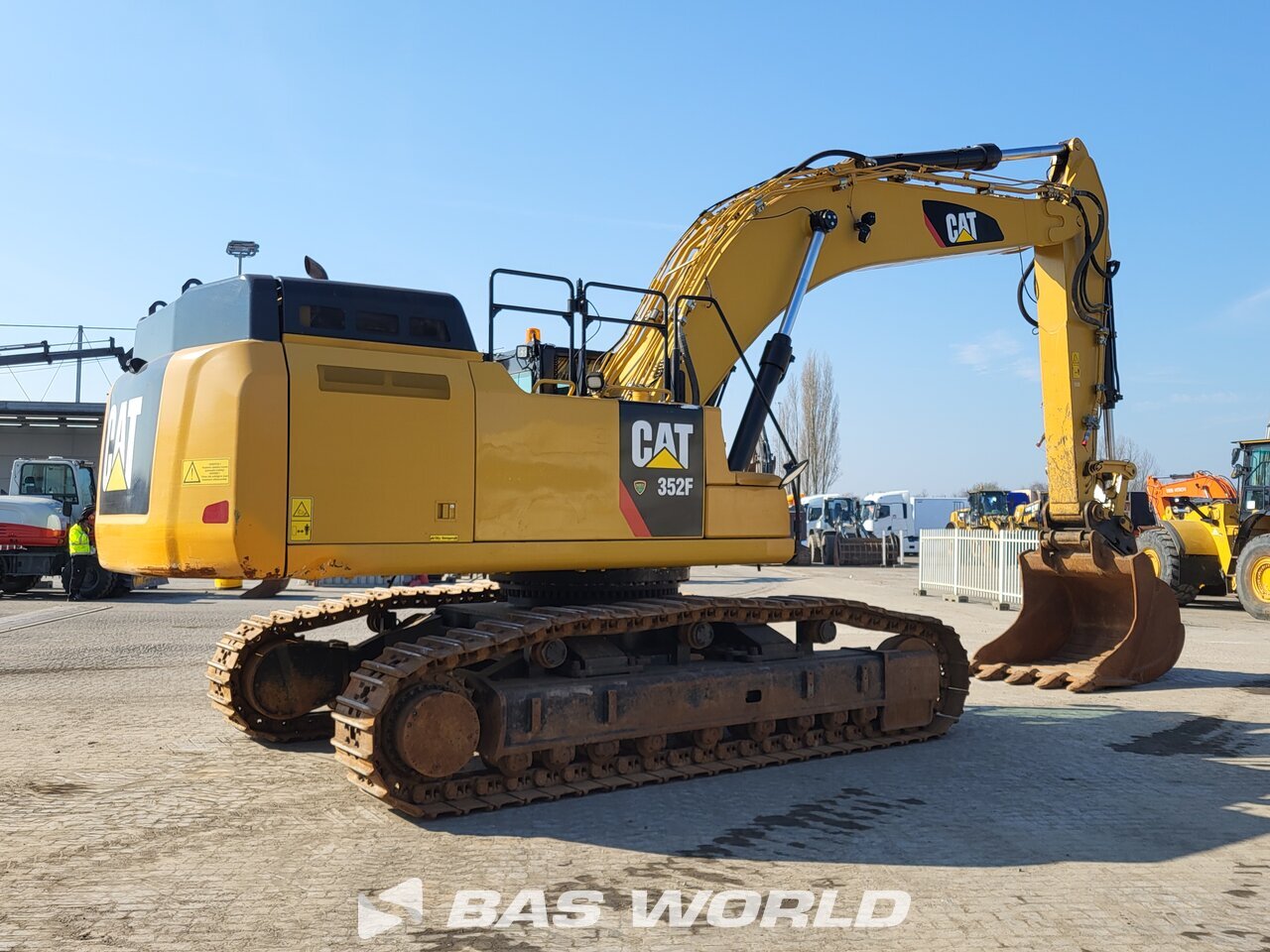 Other : Caterpillar 352 F Excavadora de cadenas