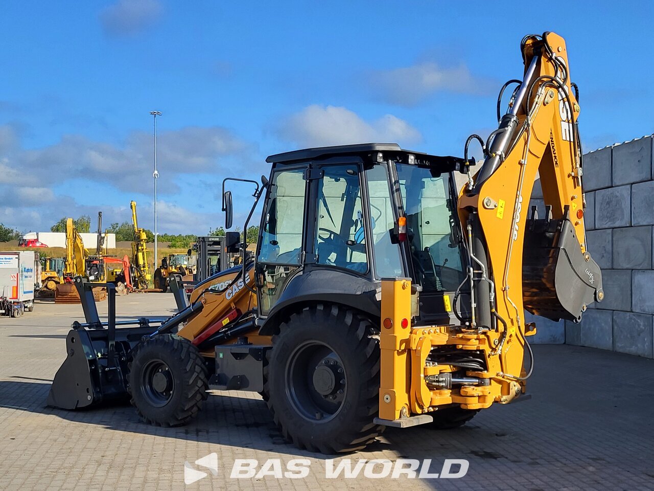 Other : Case 570 SV لودر حفار خلفى