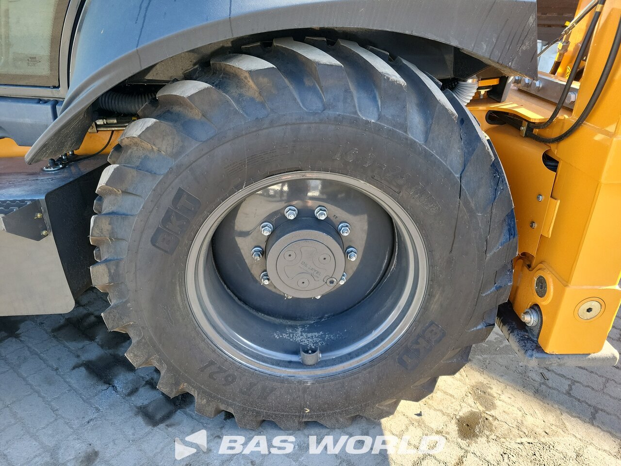 Other : Case 570 SV Tractopelle
