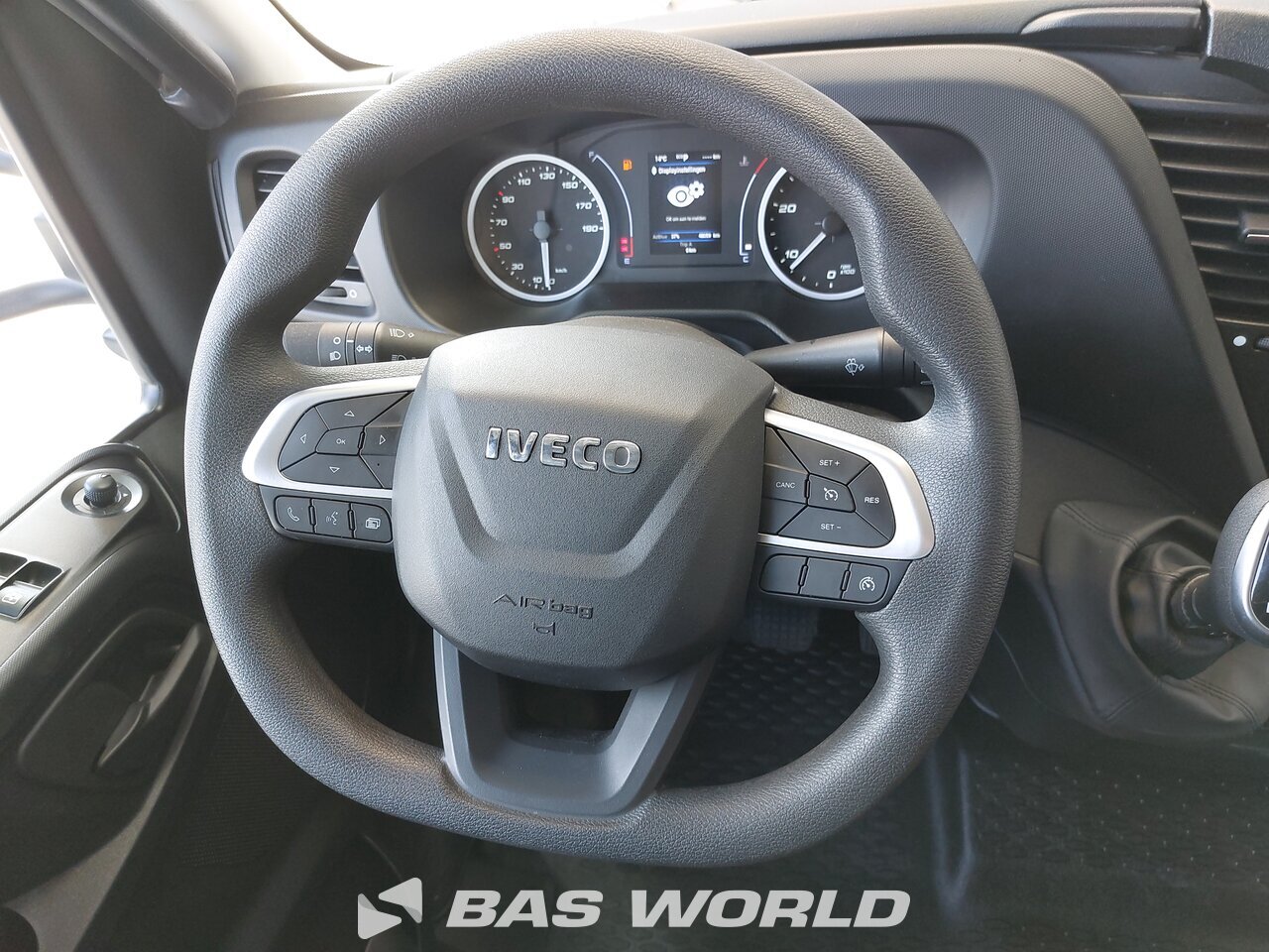 Other : Iveco Daily 72C18 صندوق مغلق
