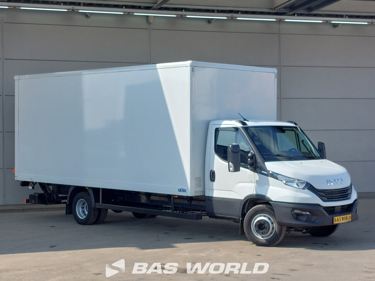 Other : Iveco Daily 72C18 صندوق مغلق