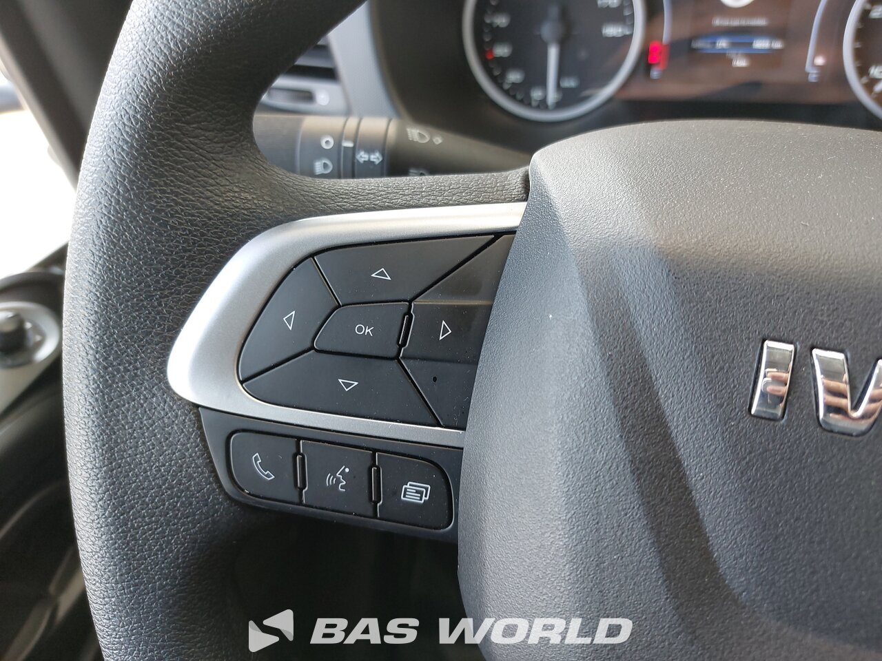Other : Iveco Daily 72C18 صندوق مغلق