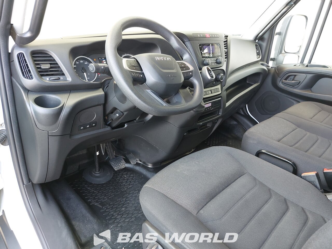 Other : Iveco Daily 72C18 صندوق مغلق