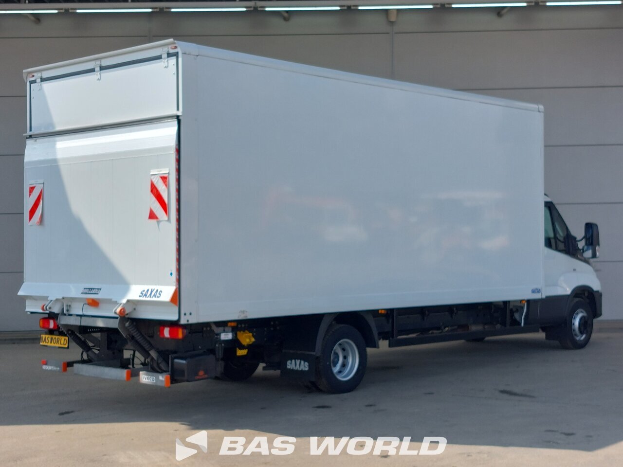 Other : Iveco Daily 72C18 صندوق مغلق