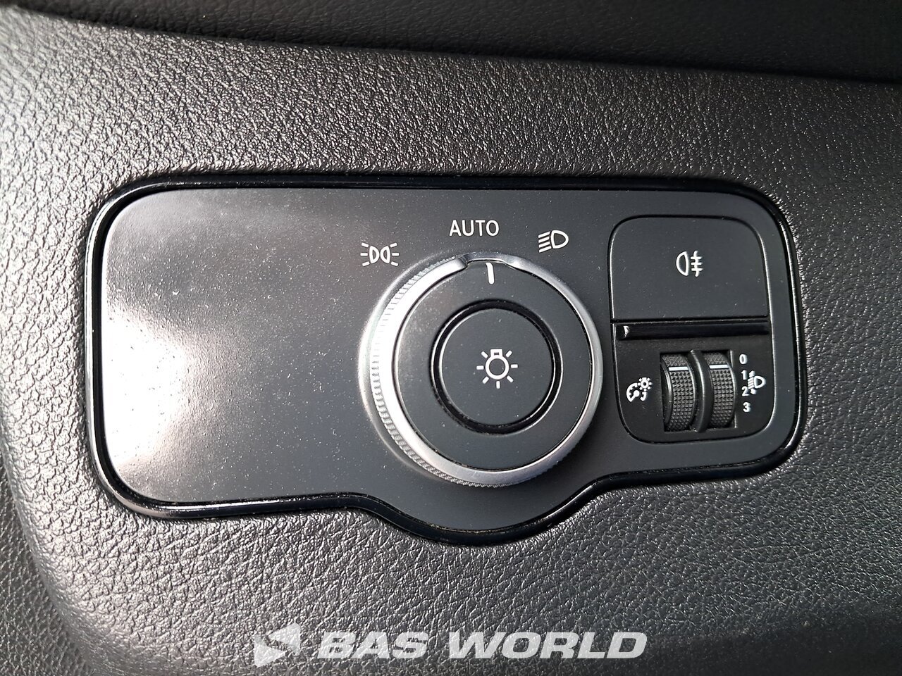 Other : Mercedes Sprinter 317 CDI شاحنة خفيفة بصندوق مغلق