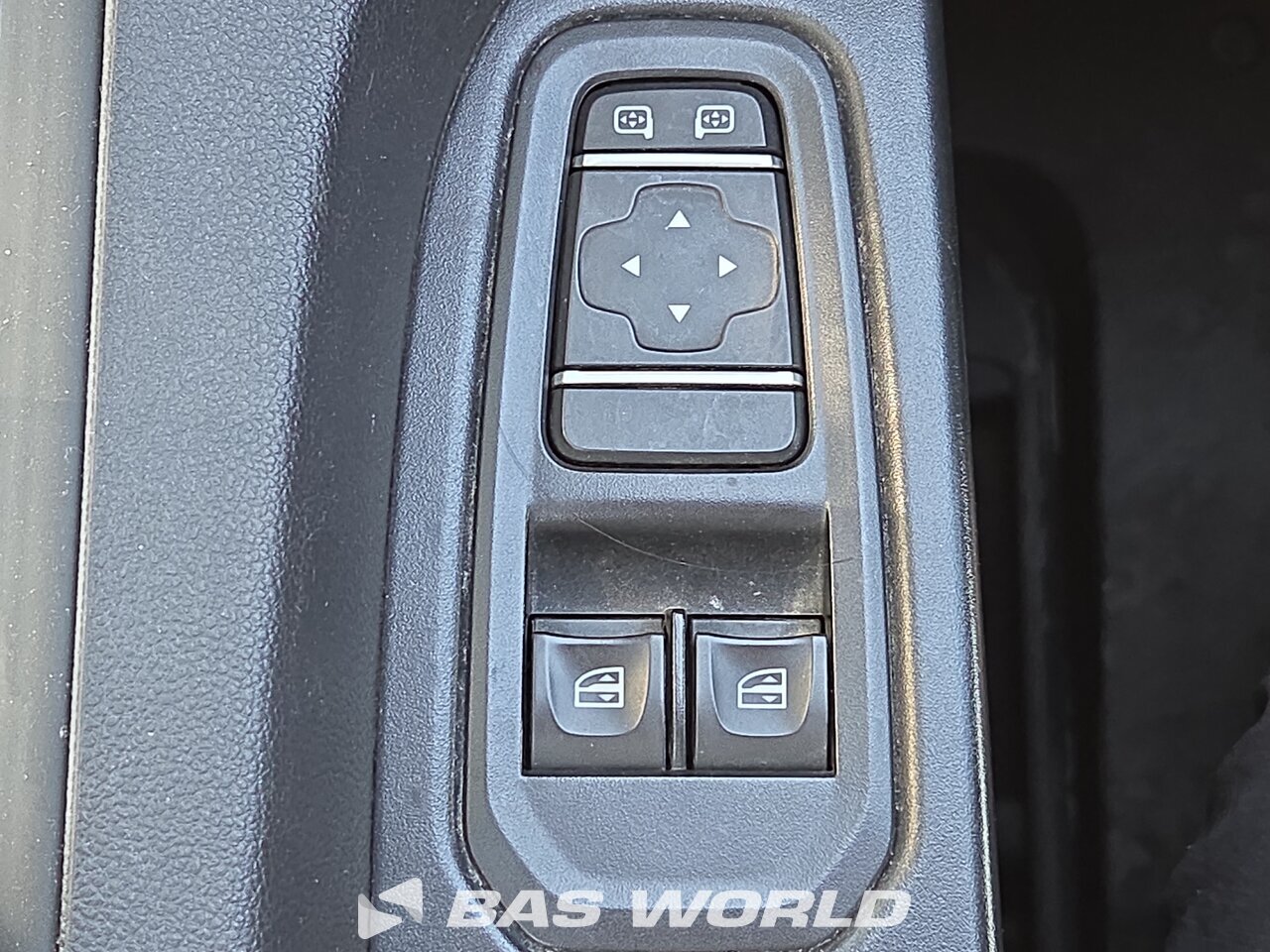 Other : Renault Trafic 130pk Lukket varebil