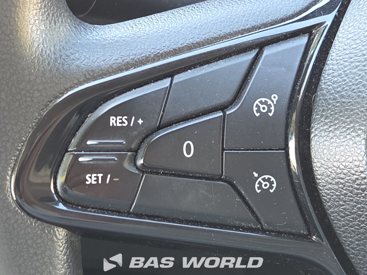 Other : Renault Trafic 130pk Lukket varebil