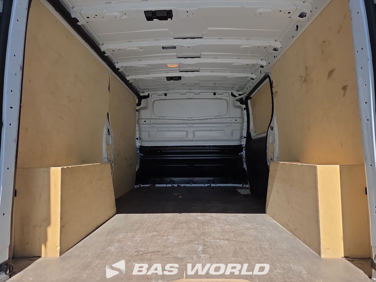 Other : Renault Trafic 130pk Lukket varebil