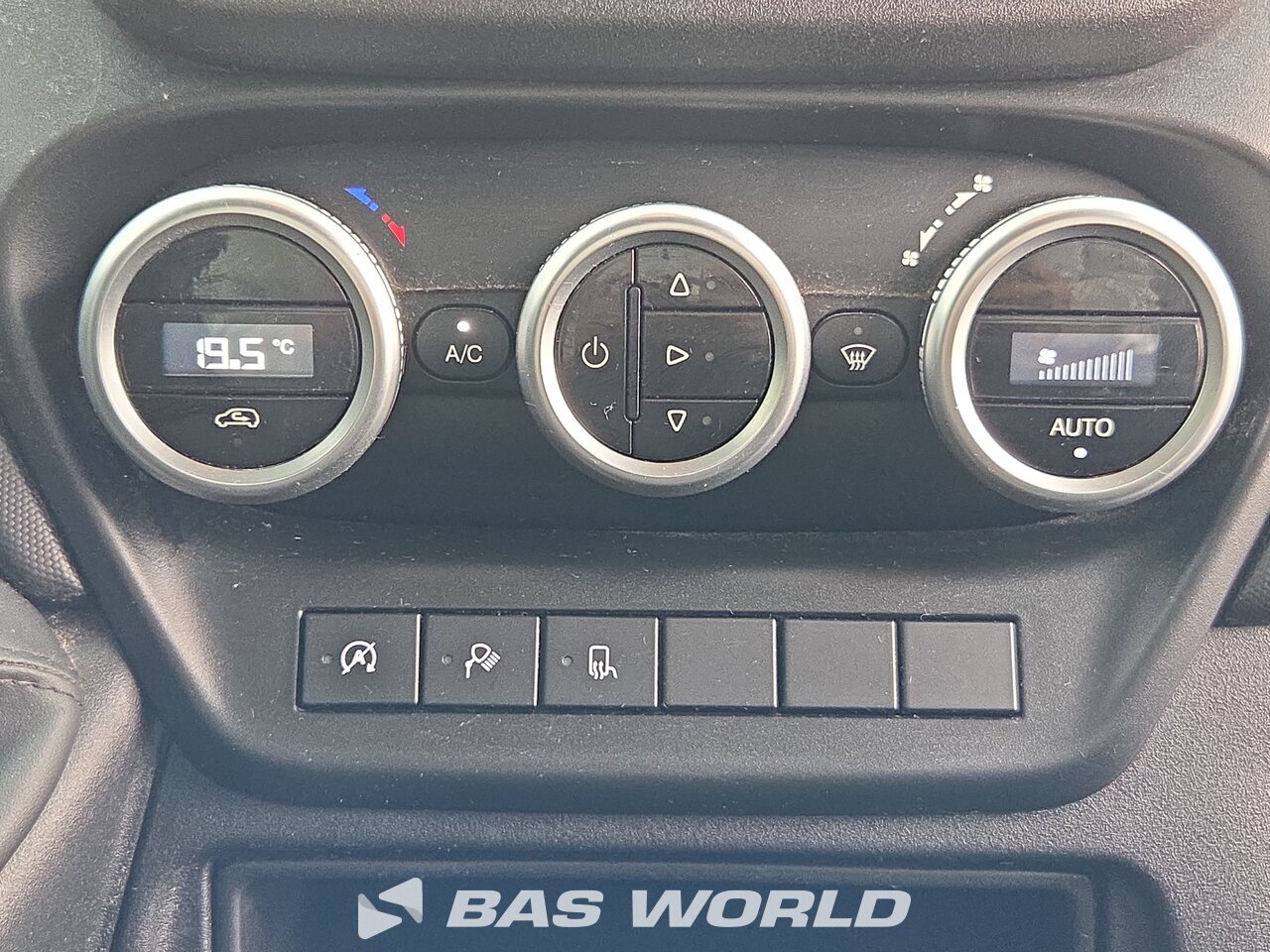 Other : Iveco Daily 35S16 Duba închisă