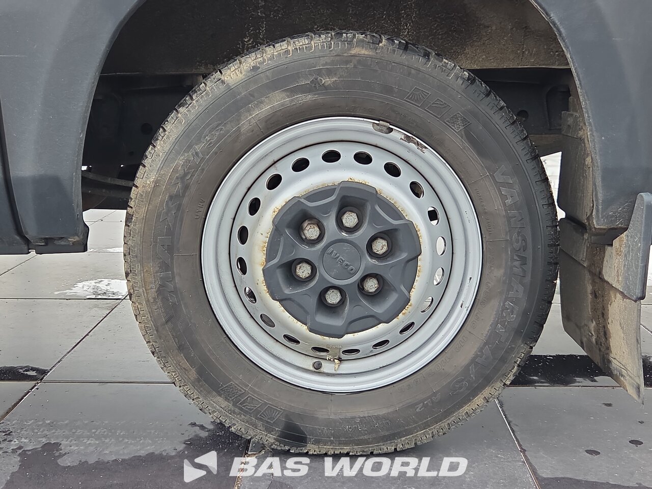 Other : Iveco Daily 35S16 Duba închisă
