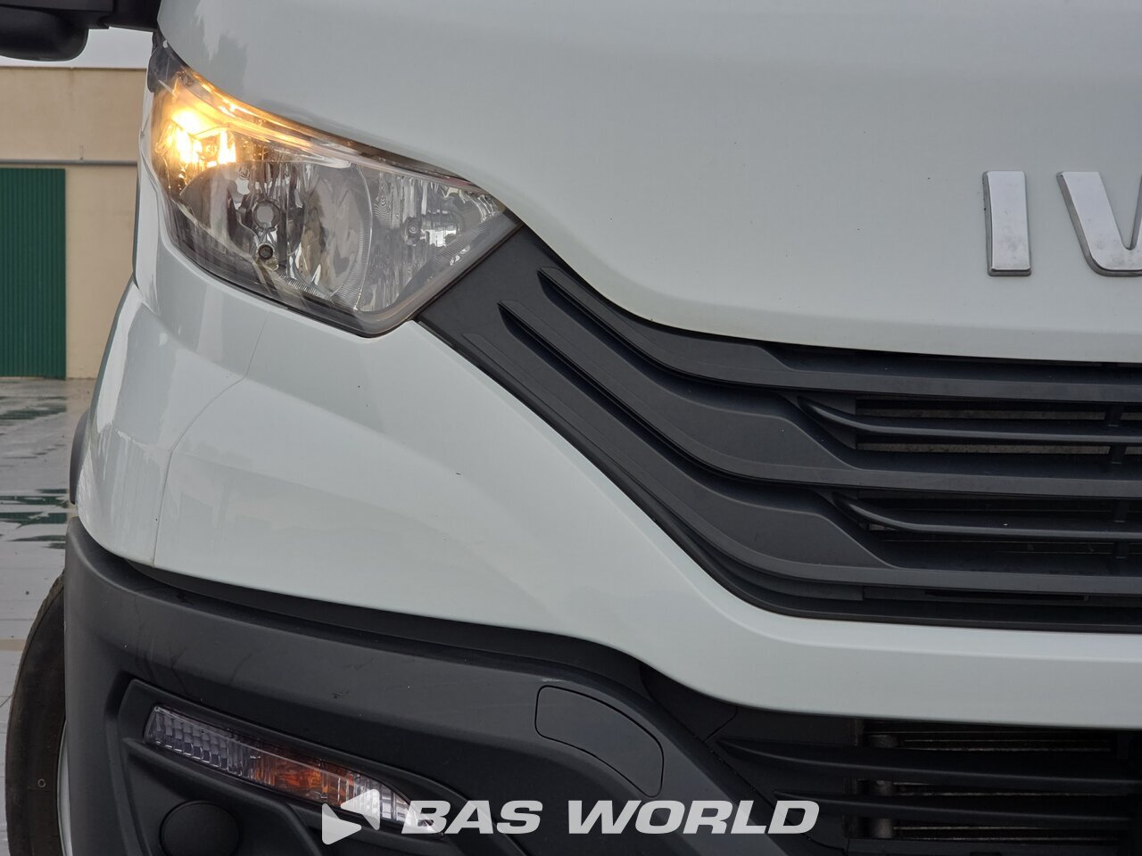 Other : Iveco Daily 35S16 Duba închisă
