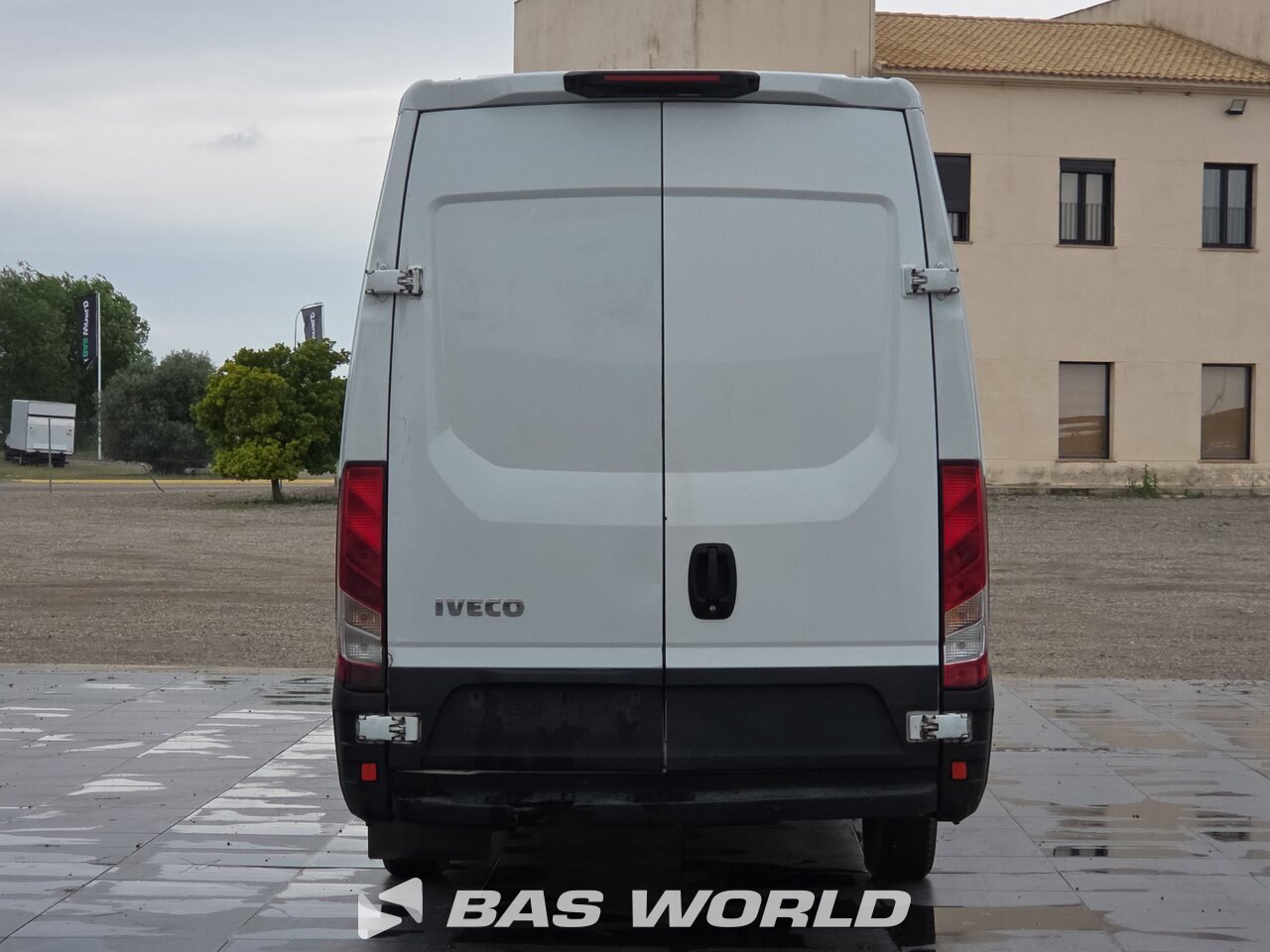 Other : Iveco Daily 35S16 Duba închisă