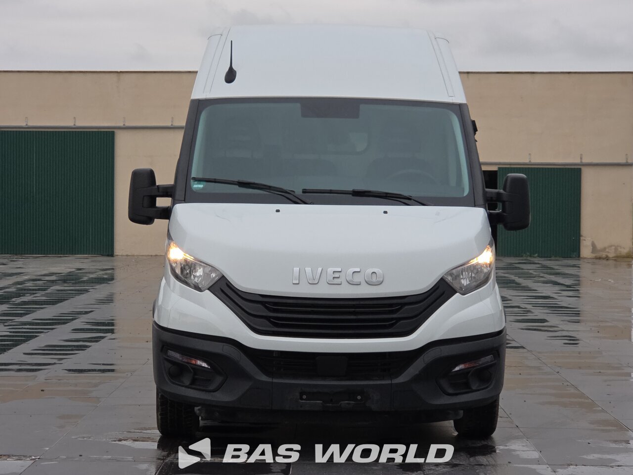 Other : Iveco Daily 35S16 Duba închisă