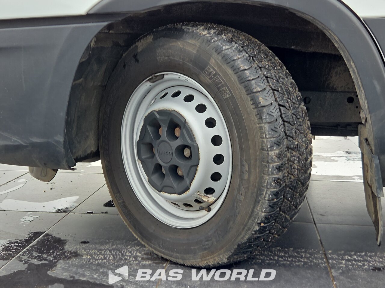 Other : Iveco Daily 35S16 Duba închisă
