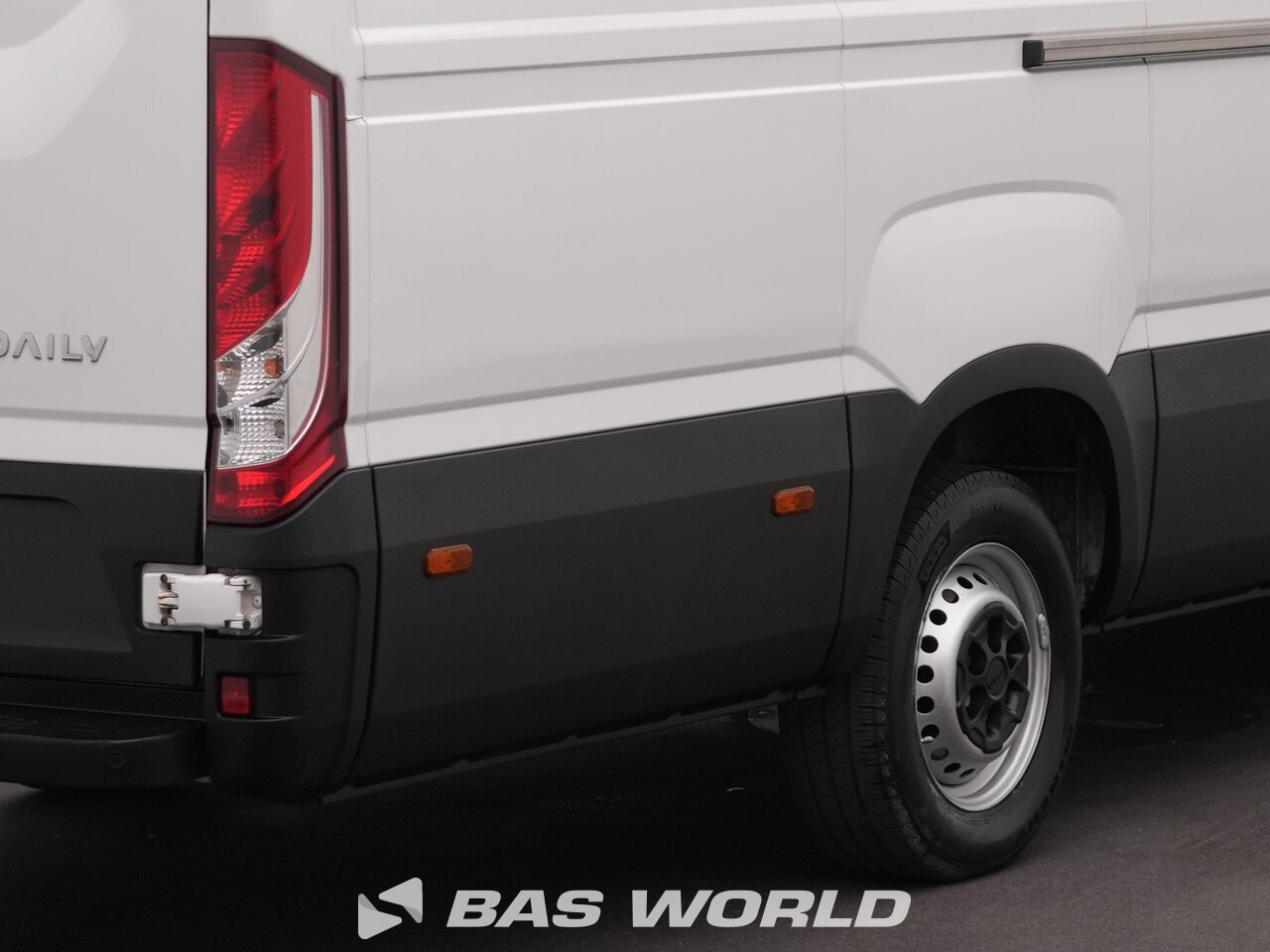 Other : Iveco Daily 35S16 Minibussar skåpbilar