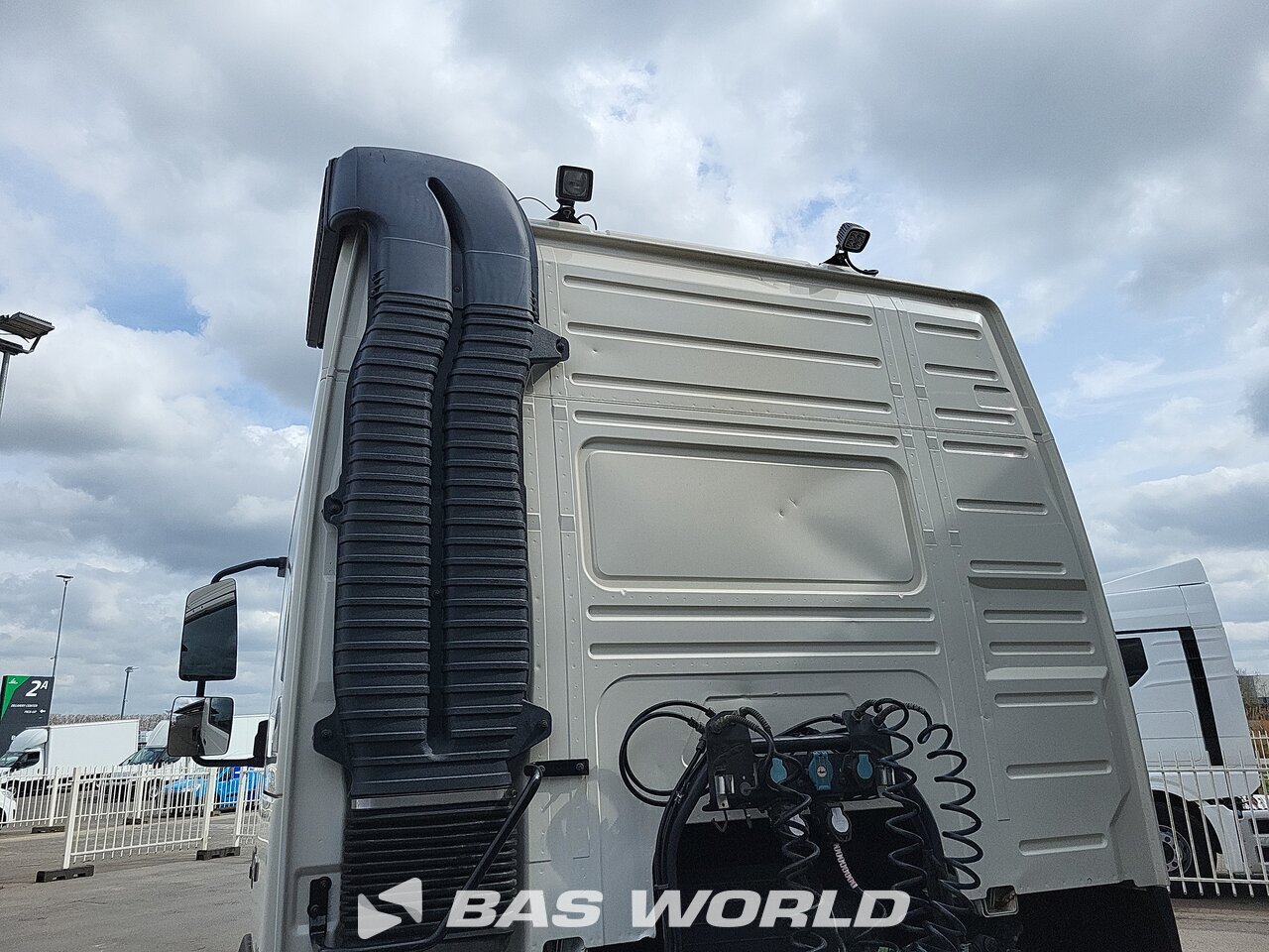 Other : Volvo FM 460 Cap tractor