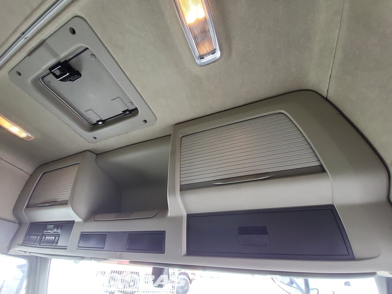 Other : Volvo FM 460 Cap tractor