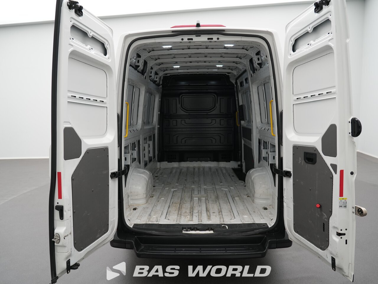 Other : Volkswagen Crafter 140pk Затворен ван
