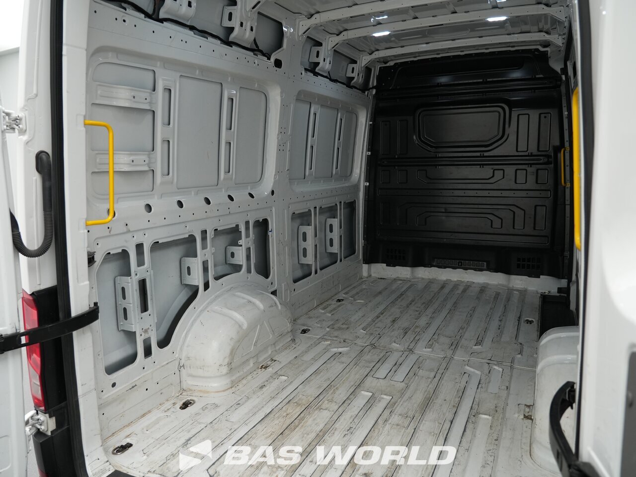Other : Volkswagen Crafter 140pk Затворен ван