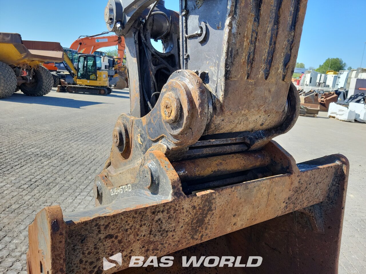 Other : Volvo EC380 E L Bæltegravere