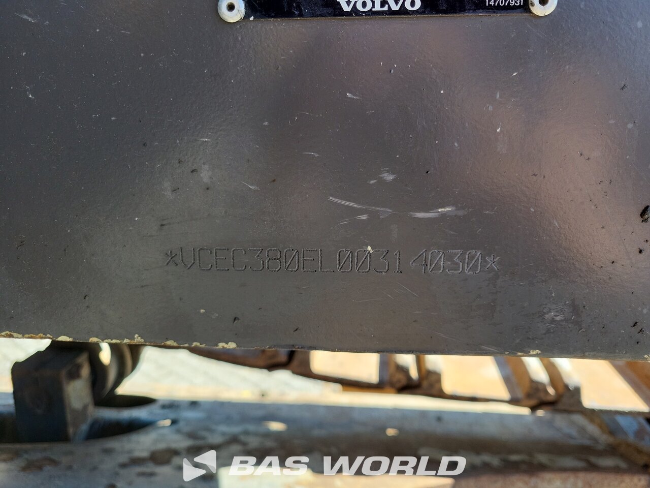 Other : Volvo EC380 E L Bæltegravere