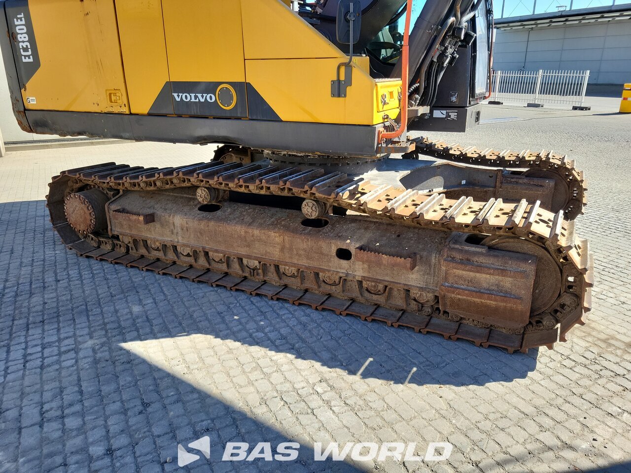 Other : Volvo EC380 E L Bæltegravere