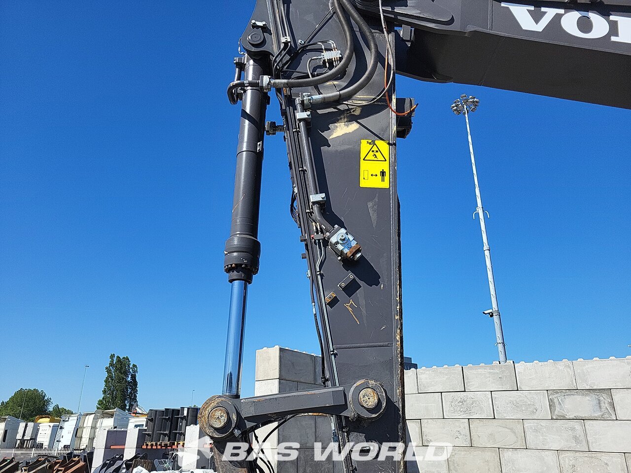 Other : Volvo EC380 E L Bæltegravere
