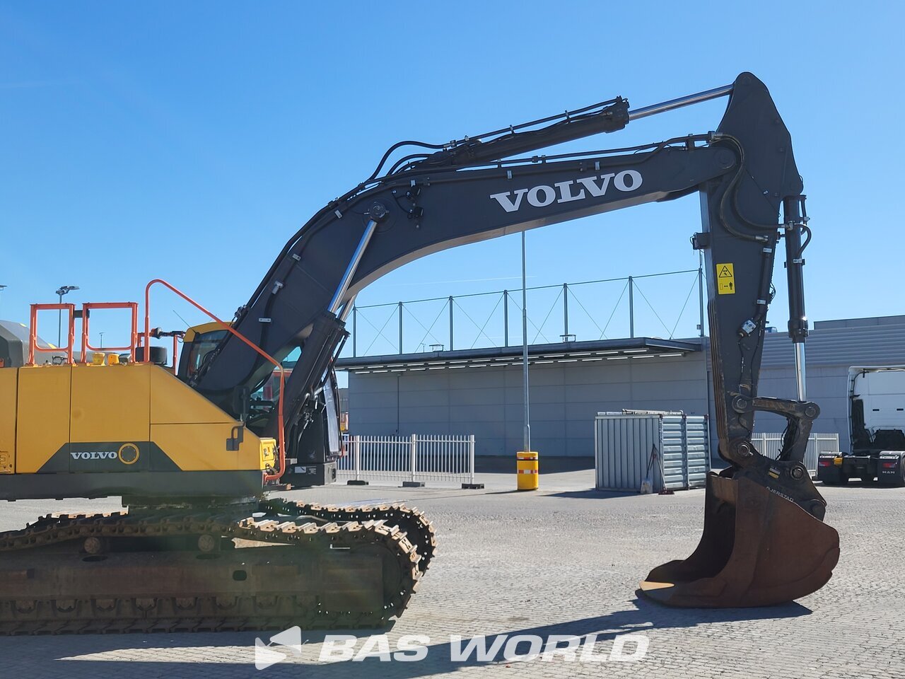 Other : Volvo EC380 E L Bæltegravere