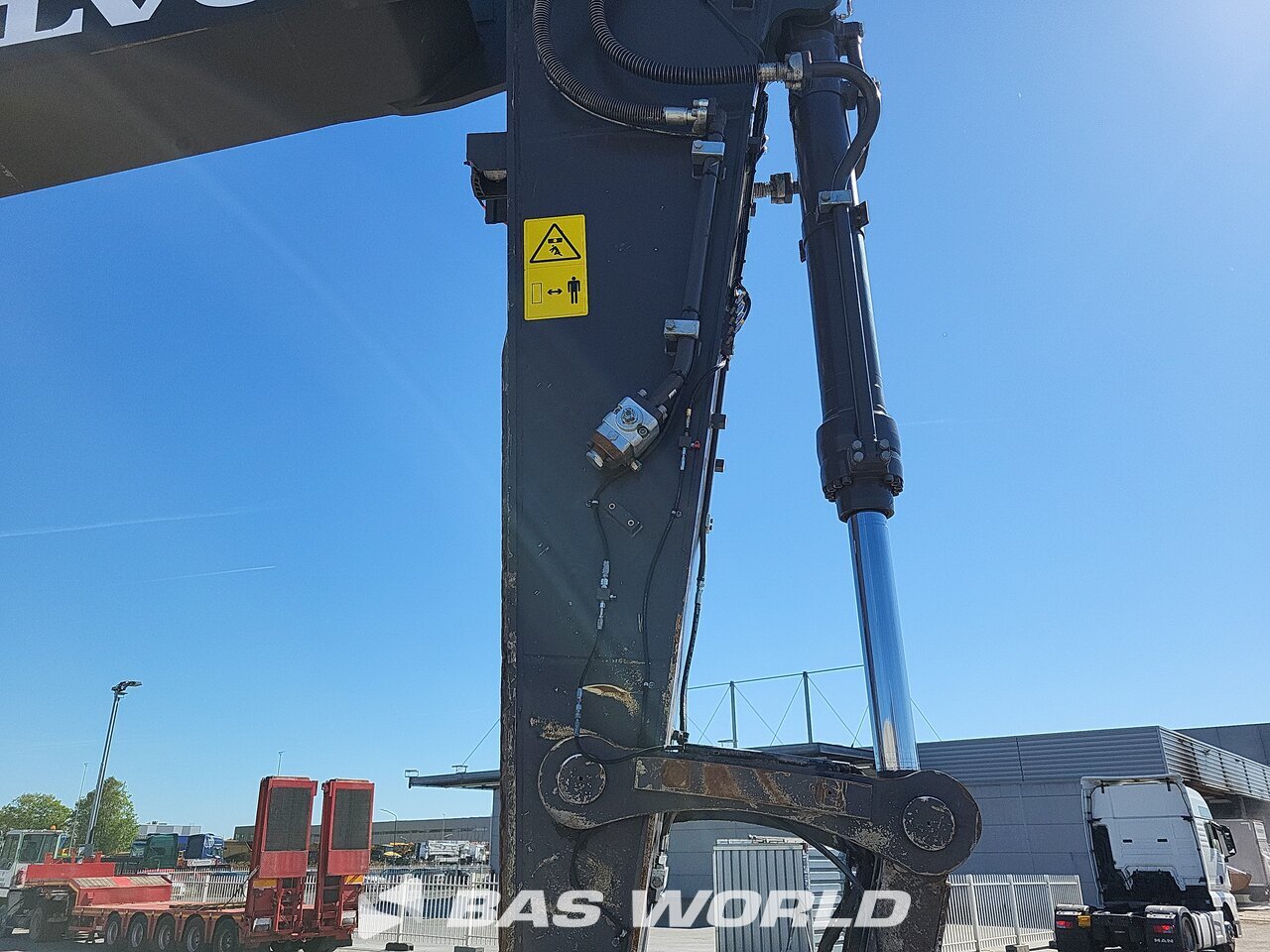 Other : Volvo EC380 E L Bæltegravere