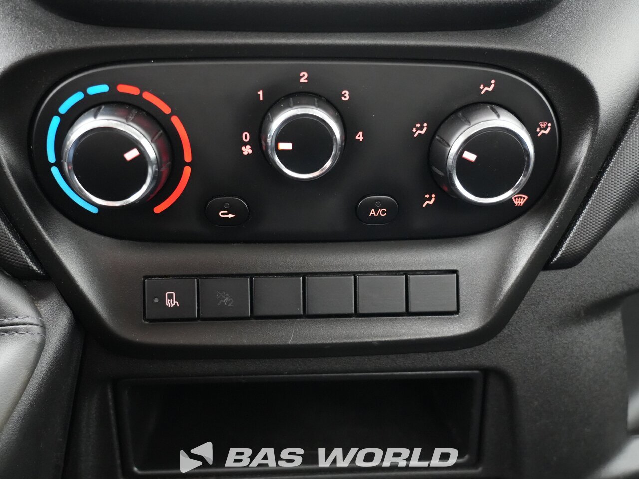 Other : Iveco Daily 35C16 Benne