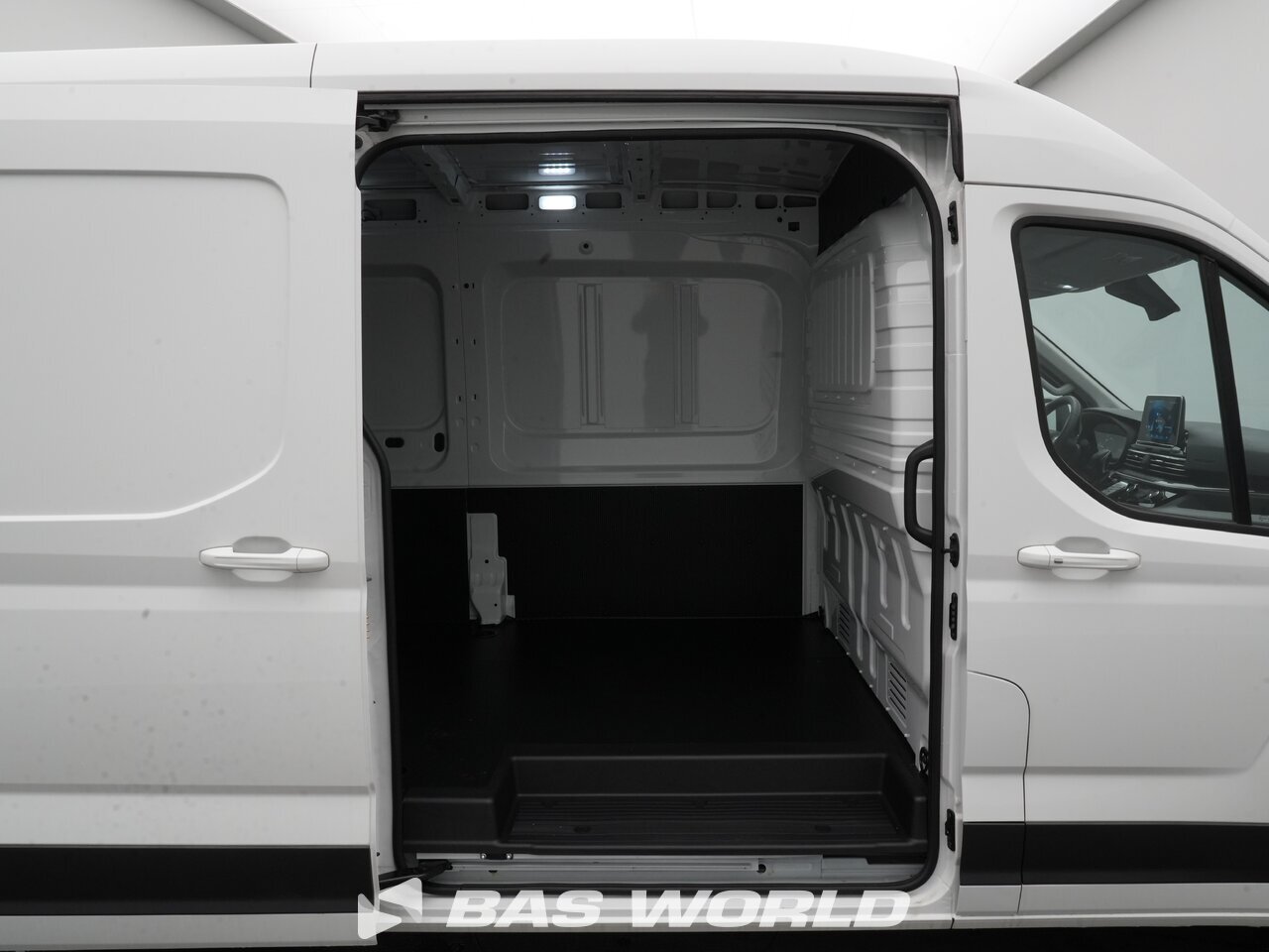 Other : Maxus eDeliver 9 Closed box van