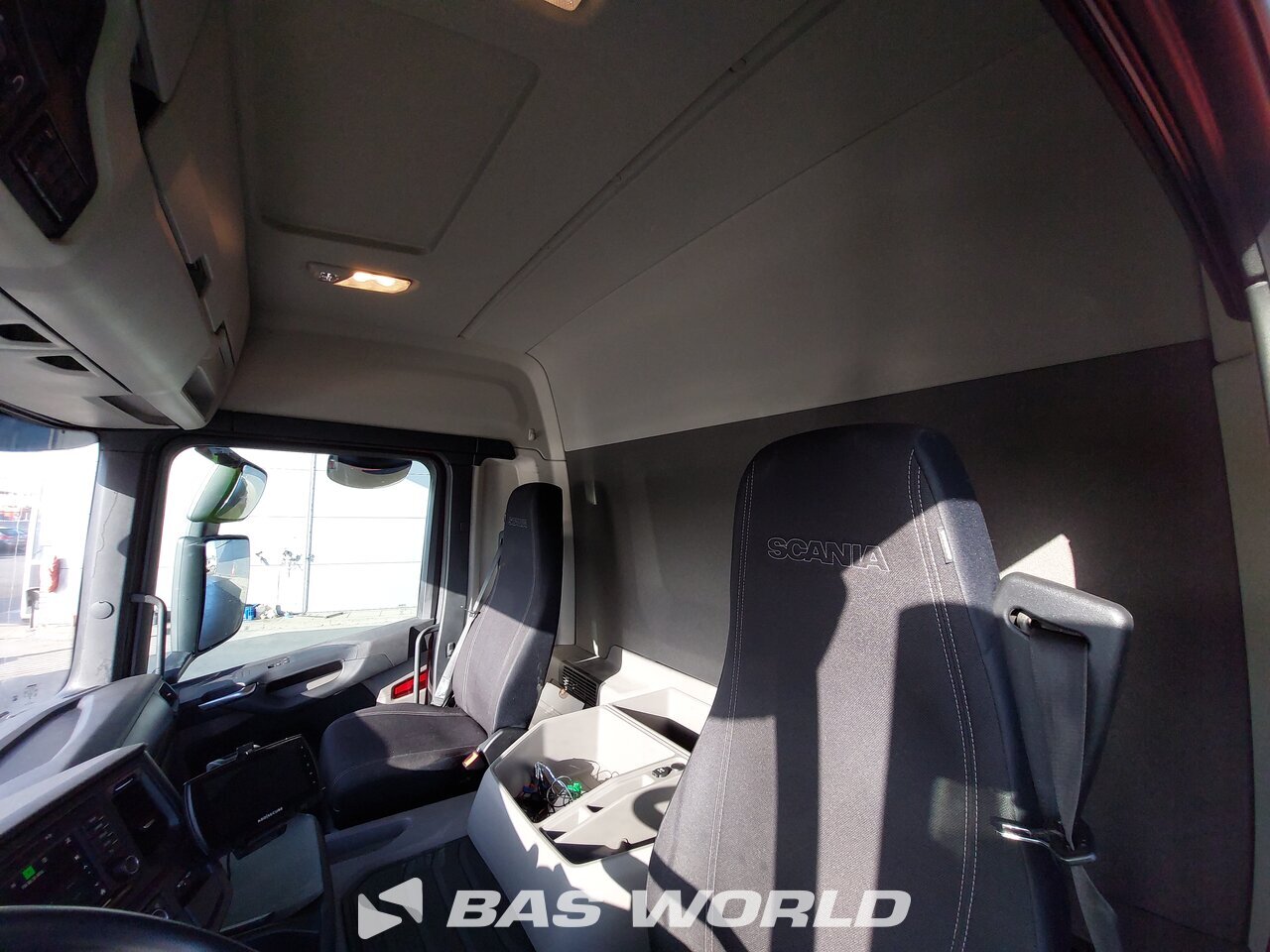 Other : Scania P280 Box body truck