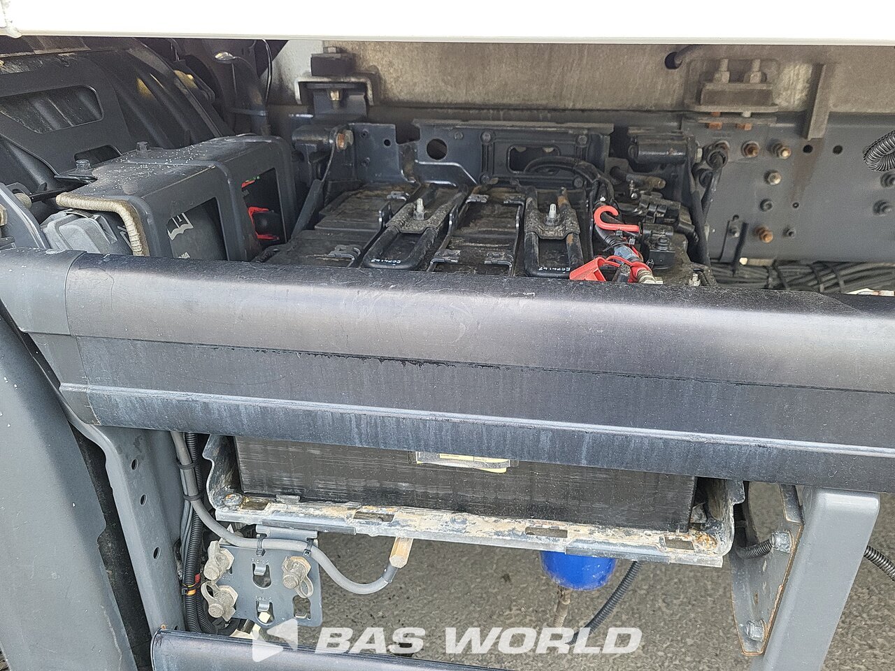 Other : Scania P280 Box body truck