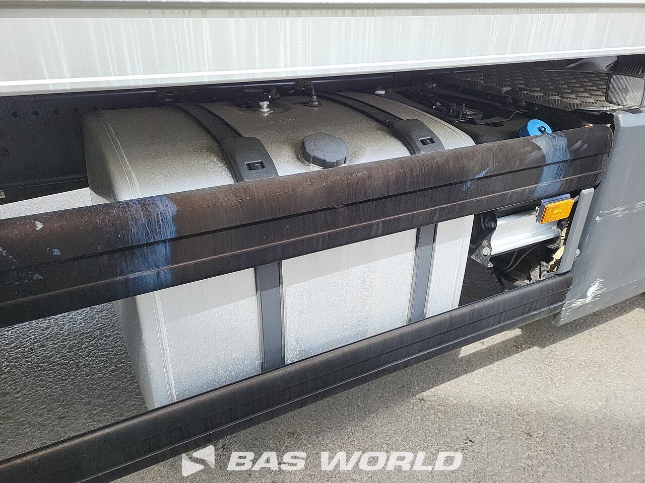 Other : Scania P280 Box body truck