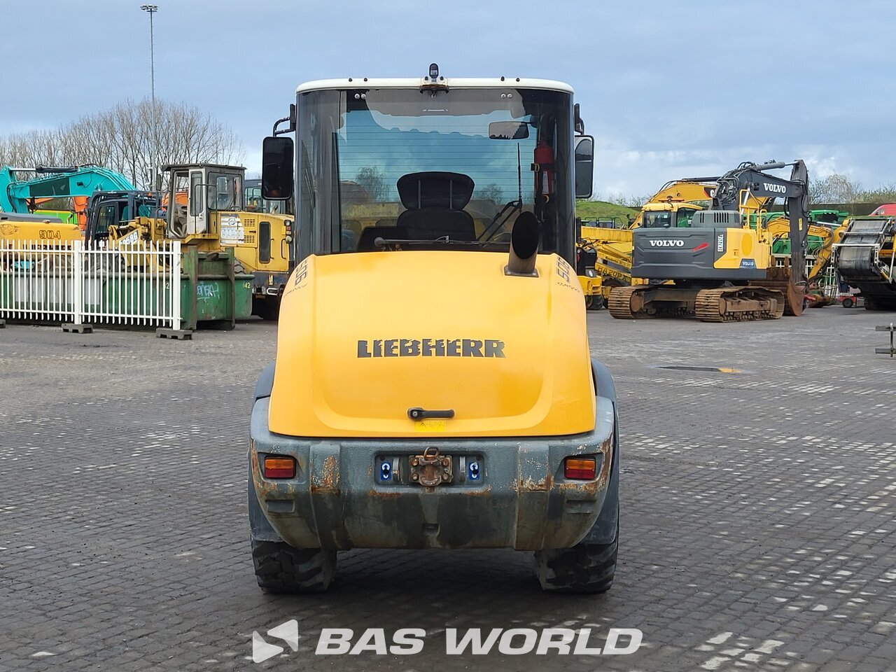 Other : Liebherr L506 C Колесен товарач