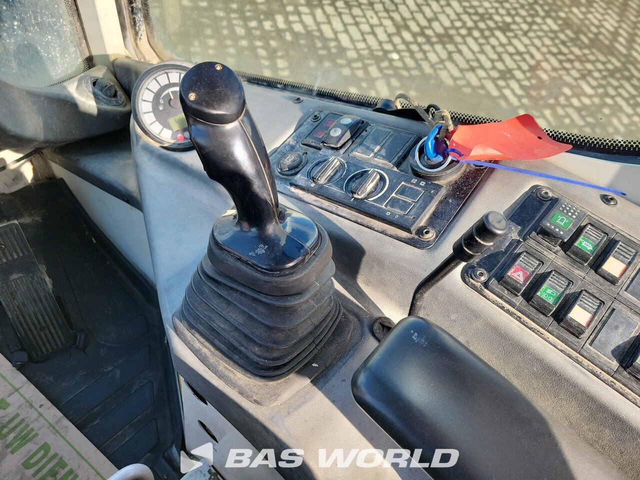 Other : Liebherr L506 C جرافات ذات عجلات