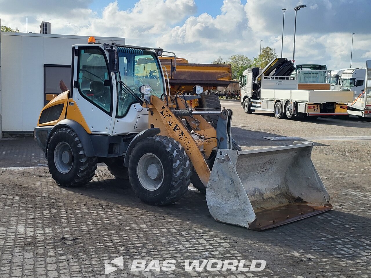 Other : Liebherr L506 C جرافات ذات عجلات