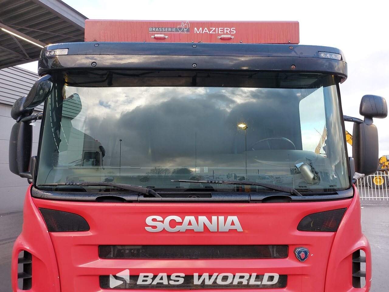 Other : Scania P280 Camion rideaux coulissants