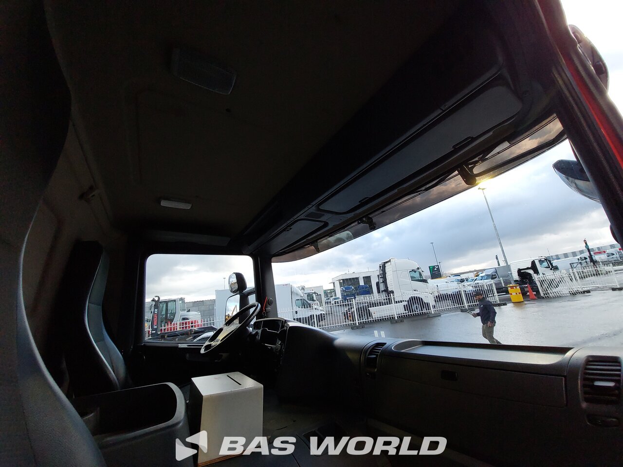 Other : Scania P280 Camion rideaux coulissants