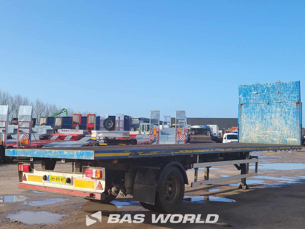 Other : Fruehauf Flatbed trailer